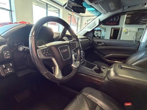 Used 2019 GMC Yukon SLT w/ Graphite Performance Edition AWD/4WD image 20