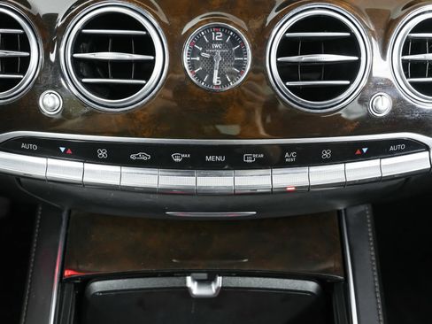 Used 2016 Mercedes-Benz Maybach S 600 image 26