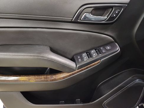 Used 2020 Chevrolet Tahoe LS RWD image 41