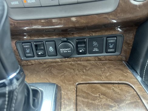 Used 2017 INFINITI QX80 4WD w/ Driver Assistance Package image 24