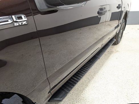 Used 2019 Ford F150 XL w/ Equipment Group 101A Mid AWD/4WD image 9
