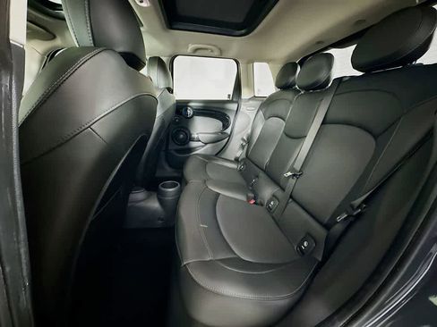 Used 2016 MINI Cooper S image 13