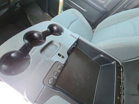 Used 2014 RAM 1500 Express AWD/4WD image 18