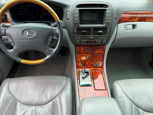 Used 2005 Lexus LS 430 RWD image 26