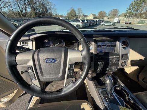 Used 2017 Ford Expedition EL Limited w/ Equipment Group 301A image 21