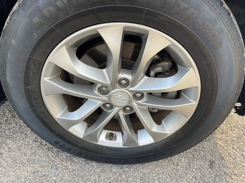 Used 2020 Hyundai Santa Fe SEL image 8