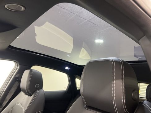 New 2024 Jaguar E-PACE R-Dynamic SE image 19