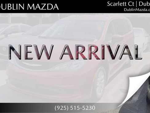 Used 2021 Chrysler Voyager Lxi FWD image 1