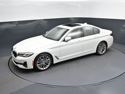 Certified 2023 BMW 530i w/ Convenience Package RWD image 31