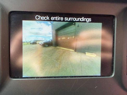 Used 2017 Dodge Challenger SXT RWD image 10