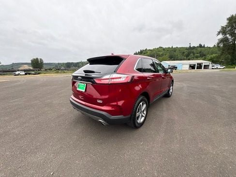 Used 2019 Ford Edge SEL w/ Equipment Group 201A FWD image 6