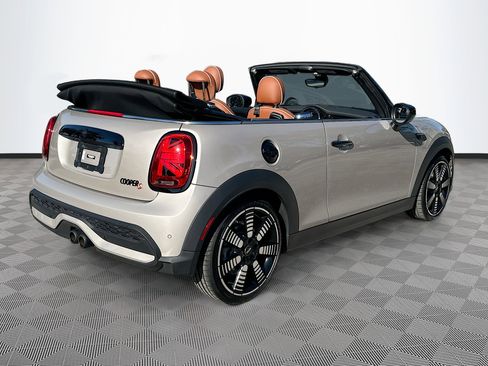 Used 2023 MINI Cooper S image 5
