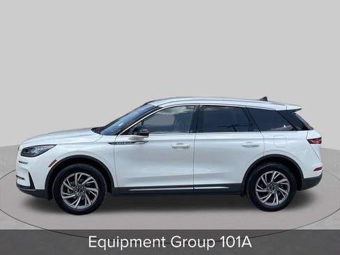 Used 2023 Lincoln Corsair FWD w/ Equipment Group 101A image 3