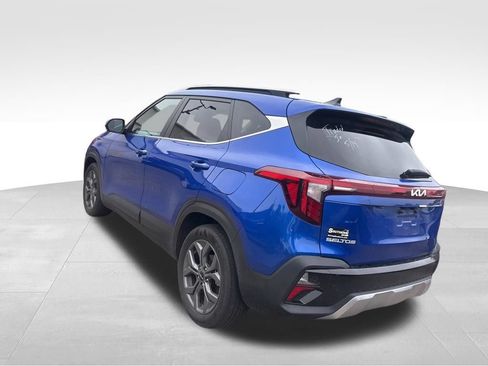 Certified 2024 Kia Seltos S FWD image 12