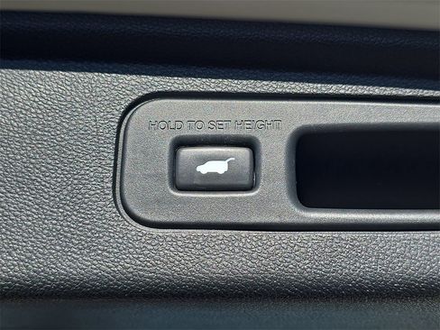 Used 2019 Honda Odyssey Elite image 17