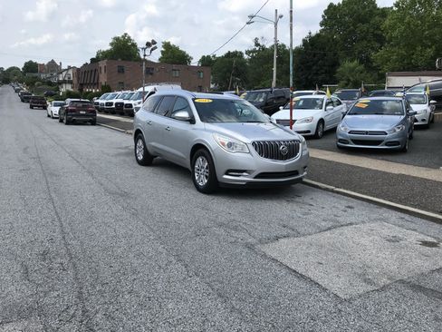 Used 2014 Buick Enclave Convenience AWD/4WD image 2