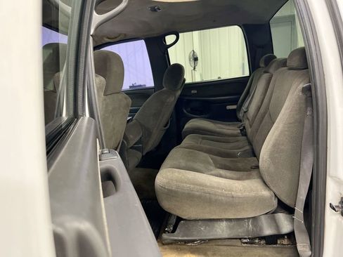 Used 2003 Chevrolet Silverado 2500 LS image 20