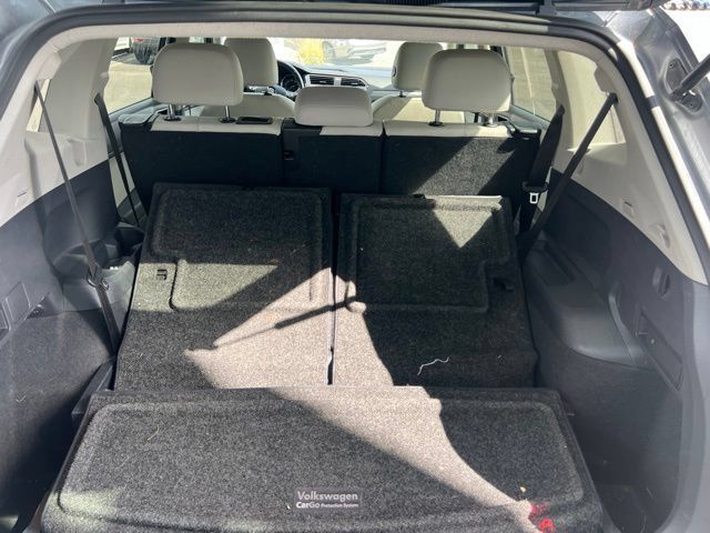 Used 2019 Volkswagen Tiguan SE w/ 3rd Row Seat Package AWD/4WD image 21