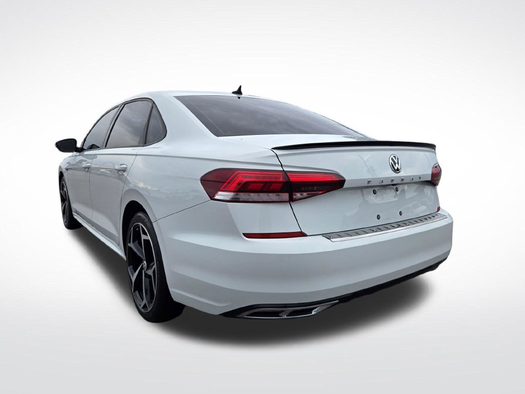 Used 2021 Volkswagen Passat 2.0T R-Line FWD image 5