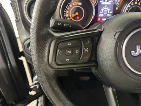 Used 2022 Jeep Gladiator Sport w/ Trailer Tow Package AWD/4WD image 15