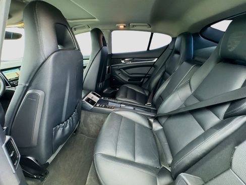 Used 2016 Porsche Panamera Edition image 16