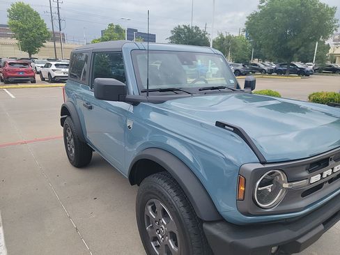 Used 2023 Ford Bronco Big Bend image 3