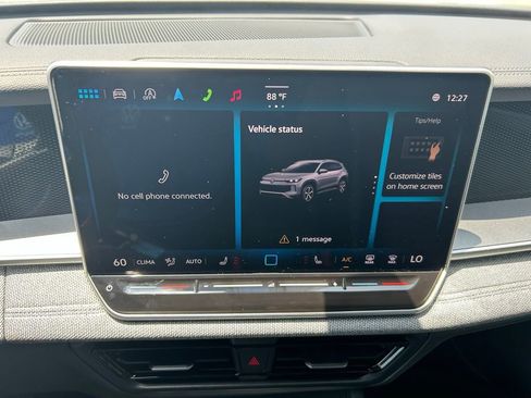 Used 2025 Volkswagen Tiguan S image 55