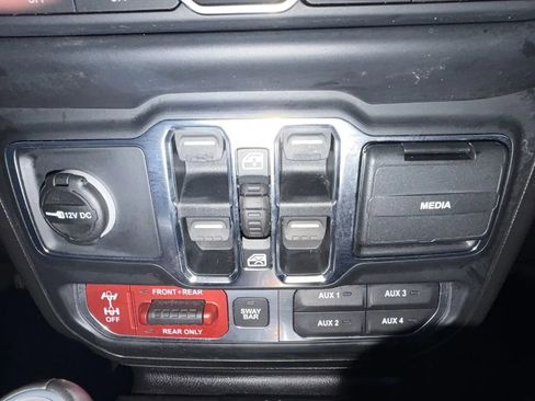 Used 2018 Jeep Wrangler Unlimited Rubicon image 52