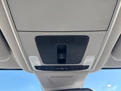 Used 2023 Honda CR-V EX image 18