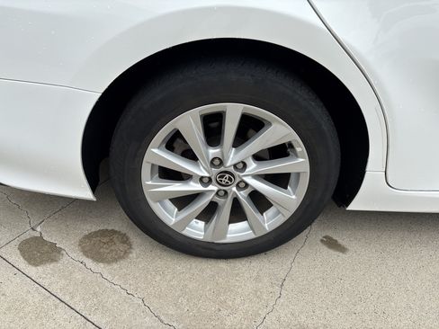 Used 2024 Toyota Camry LE w/ Convenience Package FWD image 29