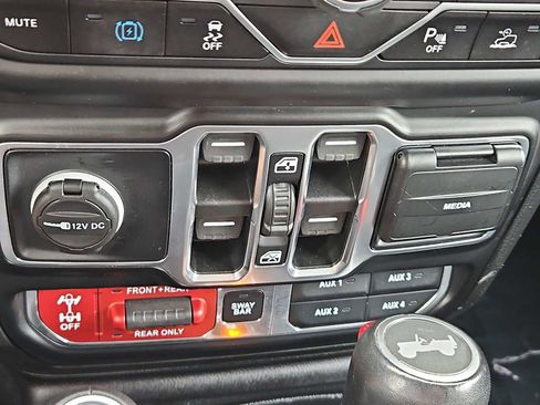 Used 2021 Jeep Wrangler Unlimited Rubicon 4xe w/ Safety Group image 29