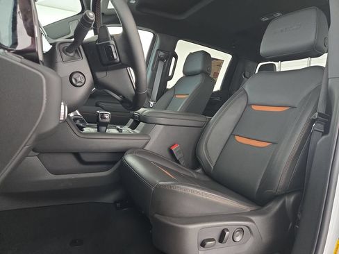 Used 2026 GMC Sierra 1500 AT4 AWD/4WD image 25