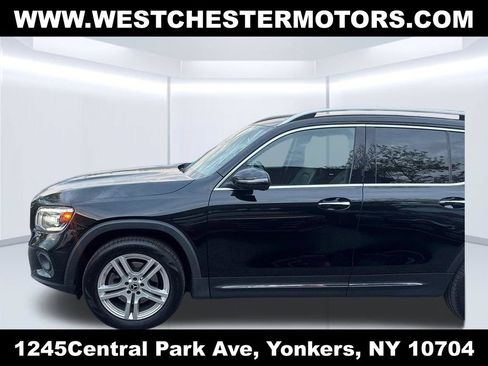 Used 2022 Mercedes-Benz GLB 250 4MATIC image 8