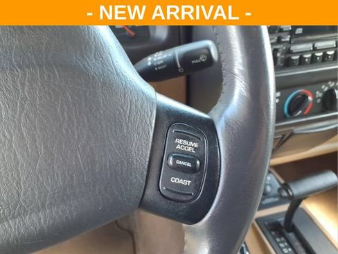 Used 2001 Jeep Wrangler Sahara AWD/4WD image 19