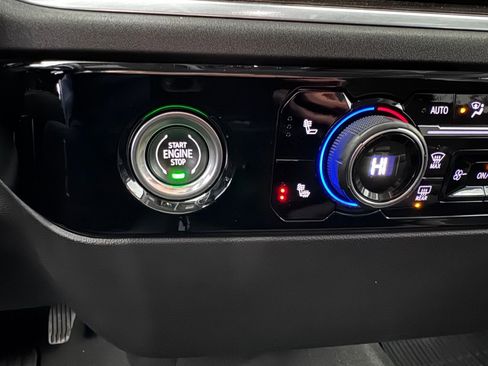 Certified 2022 Chevrolet Silverado 1500 RST w/ Z71 Off-Road Package image 21