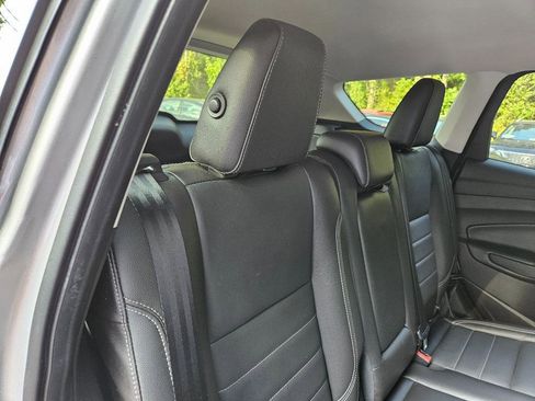 Used 2014 Ford Escape Titanium image 28