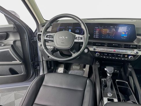 Certified 2025 Kia Telluride S image 25