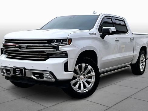 Used 2019 Chevrolet Silverado 1500 High Country w/ Technology Package image 34