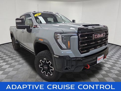 Used 2025 GMC Sierra 2500 AT4X AWD/4WD image 3