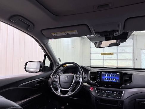 Used 2023 Honda Ridgeline RTL image 25
