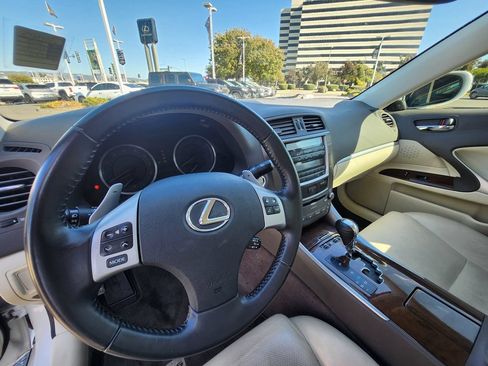 Used 2013 Lexus IS 250 w/ Premium Pkg Value Edition RWD image 6