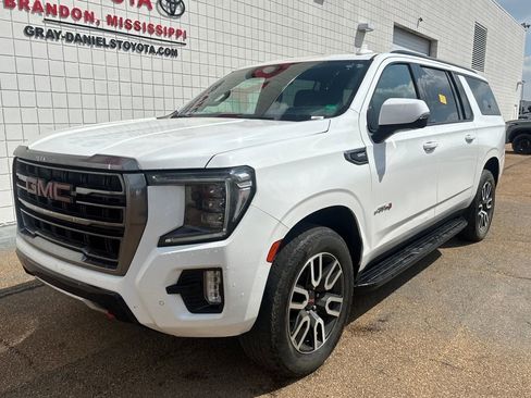 Used 2021 GMC Yukon XL AT4 w/ Rear Media and Nav Package AWD/4WD image 1