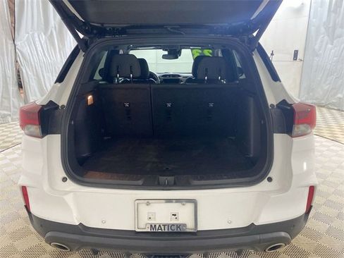Used 2023 Chevrolet TrailBlazer RS w/ Sun and Liftgate Package image 30