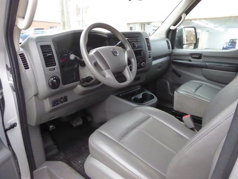 Used 2012 Nissan NV 2500 S w/ Side Curtain Airbag Pkg RWD image 17