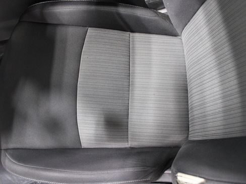Used 2021 Nissan Sentra SV FWD image 13