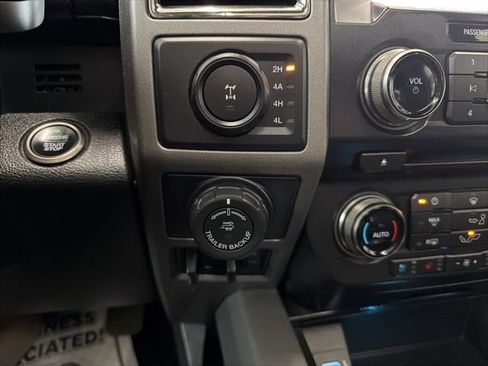 Used 2018 Ford F150 Raptor w/ Equipment Group 802A Luxury image 31