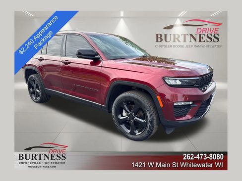 Used 2023 Jeep Grand Cherokee Limited w/ Black Appearance Package AWD/4WD image 1