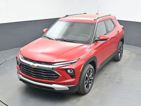 Used 2026 Chevrolet TrailBlazer LT w/ Driver Confidence Package FWD image 31