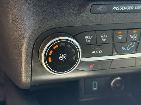 Used 2020 Ford Escape SE Sport FWD image 23