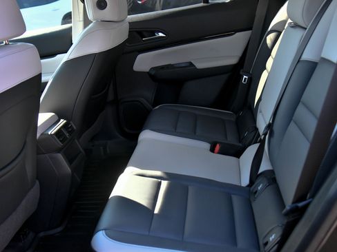 Used 2024 Honda Prologue Touring image 40